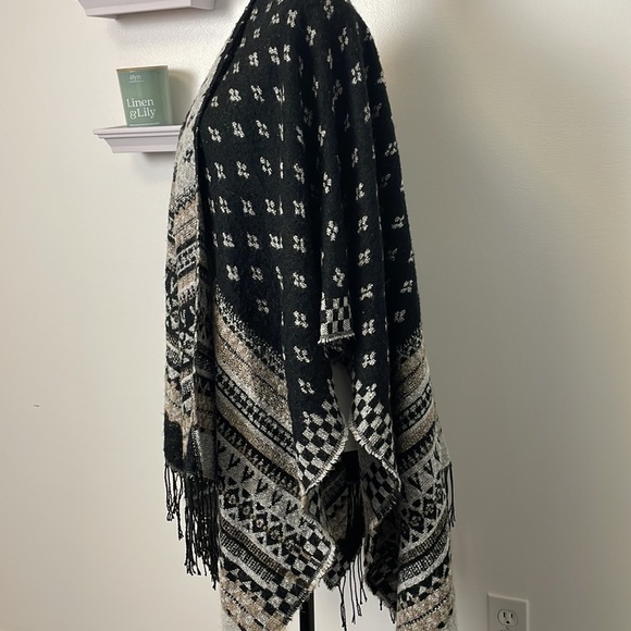 Blanket Sweater Greys Black Brown Cape One Size - Picture 5 of 9